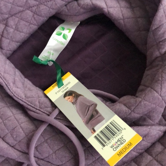 Green Tea Ouilt Pullover Top - Picture 10 of 10